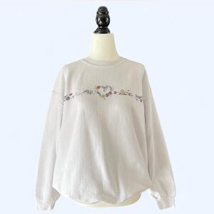 90s Northern Reflections White Heart Floral Nature Print Cottagecore Sweater